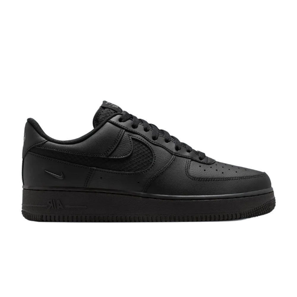 Nike Air Force 1 Triple Black sneakers