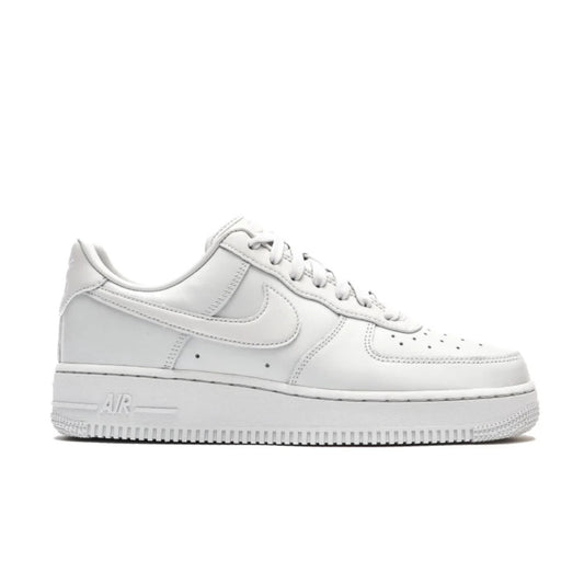 Nike Air Force 1 Triple White sneakers