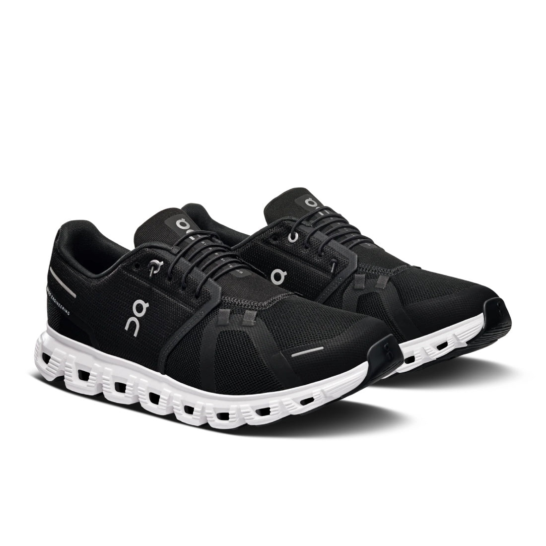 On Running Cloud 6 Shoes Black and White 2
