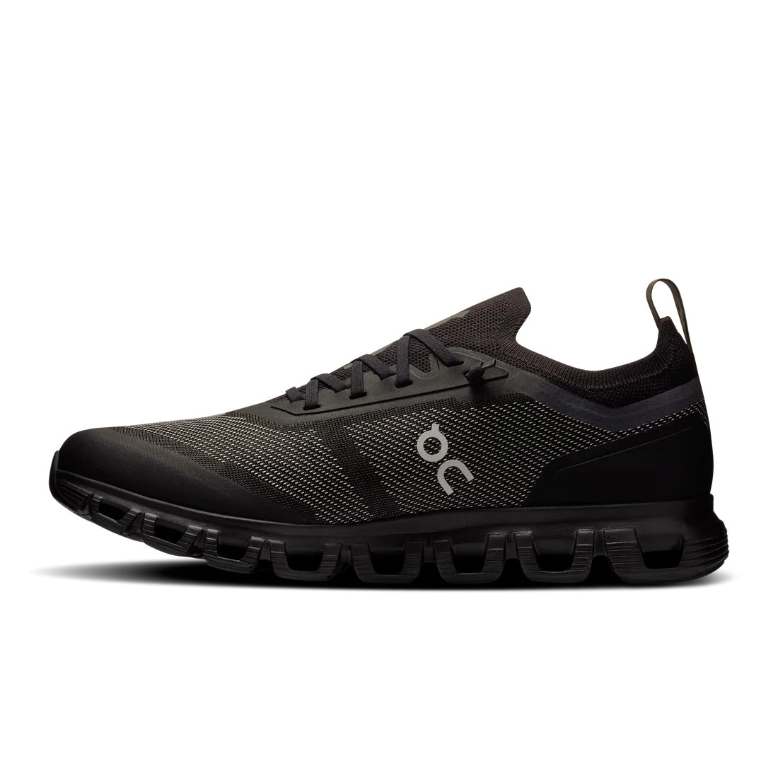On Running Cloud 6 Versa Black 3